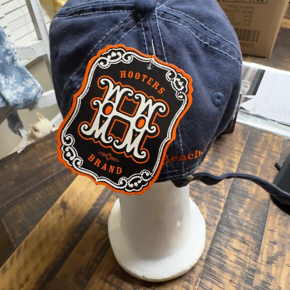 hooters brand  one size nwt - Picture 6 of 8